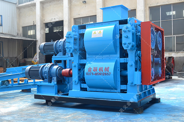 四輥破碎機(jī)價(jià)格,四輥破碎機(jī)廠家,四輥破碎機(jī)工作原理,型號(hào)參數(shù)