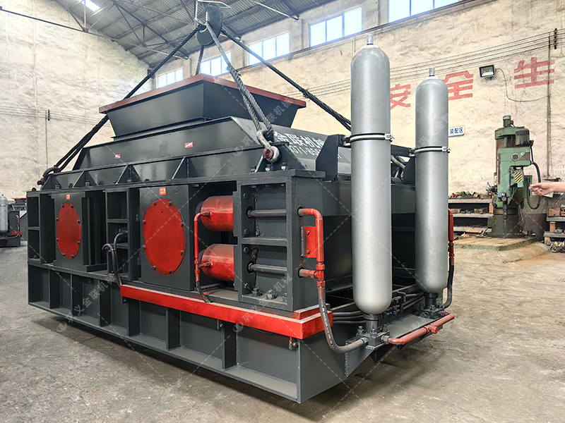 2025 年制砂設(shè)備新趨勢：全自動液壓對輥制砂機為何成行業(yè)優(yōu)選？